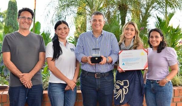 CVC Y UNIVERSIDAD DEL VALLE GANARON PREMIO NACIONAL DE ARQUITECTURA Y URBANISMO